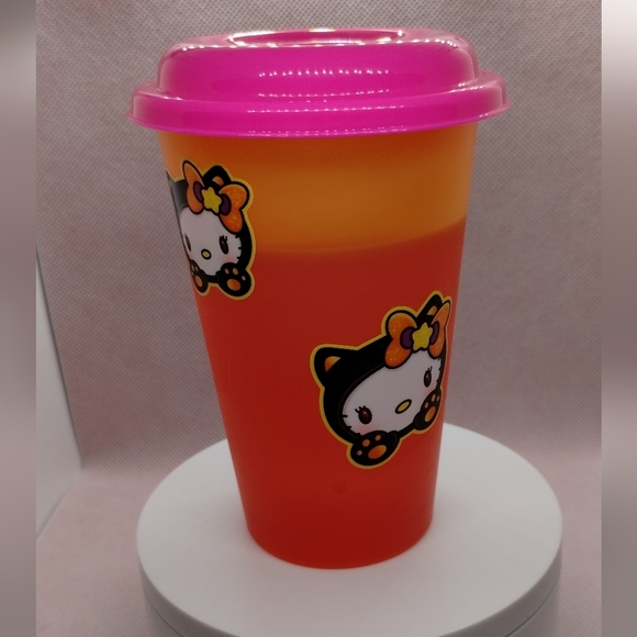 New Hello Kitty Batty Reusable Color-changing 12oz tumbler with top & straw. - Picture 4 of 8